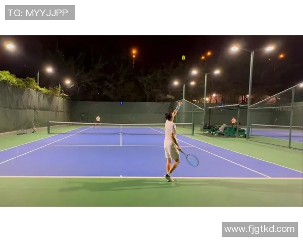 广州网球队的团队协作与默契提升之道探讨 广州网球队的团队协作与默契提升之道探讨