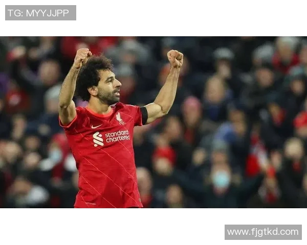 五号足球明星代表的传奇之路与荣耀时刻揭秘 五号足球明星代表的传奇之路与荣耀时刻揭秘